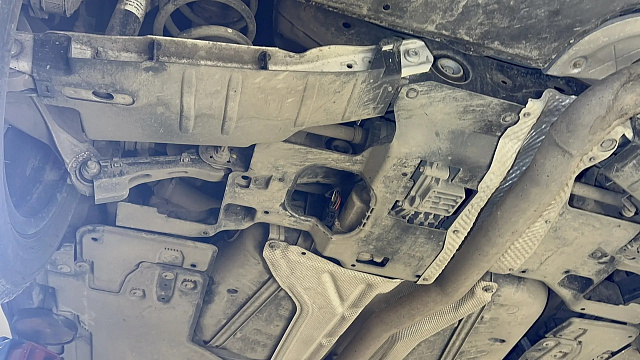 Компьютерная диагностика GLB (247) / 247.613, чистка разъёмов от воды  N15/17 - Полный привод (AWD)